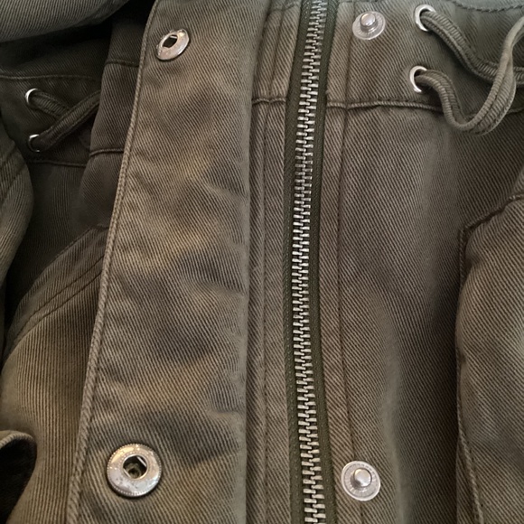 Women’s Guess Jacket Size M - Picture 8 of 8